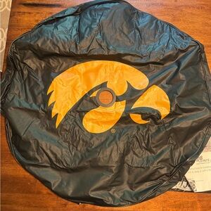 Tire cover Iowa Hawkeyes  Holland Covers spare H2 35"x12.5" new in open package